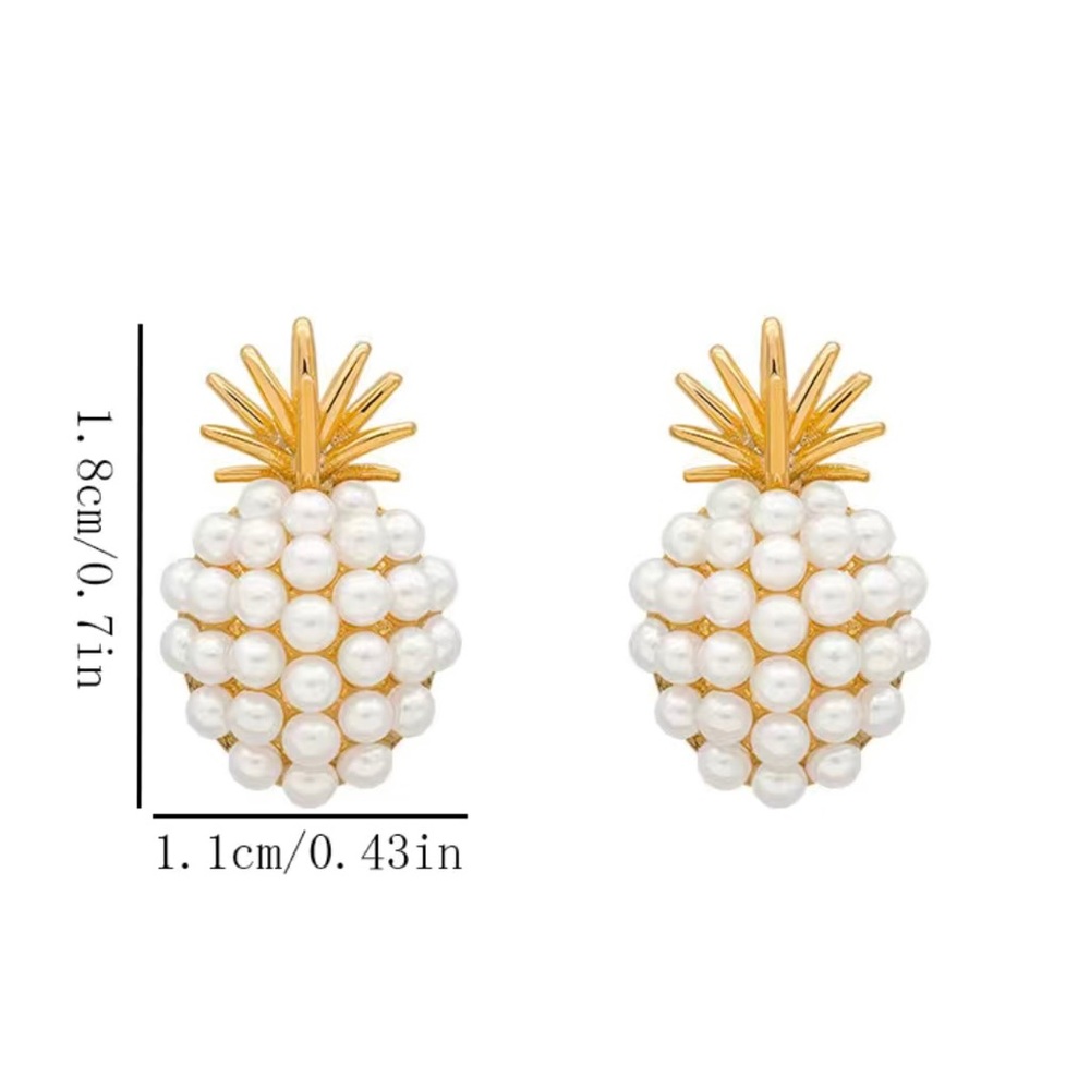 NWT Faux pearl pineapple stud earring. ππ - Picture 4 of 4